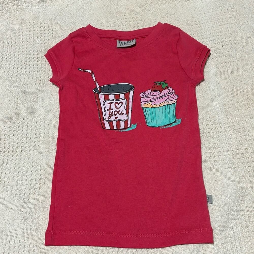 wheat Danish 5 red short sleeve t cupcake milkshake graphic euc